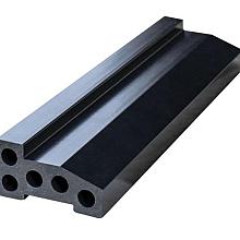 1015950 Composiet fundamentbalk 4,0 x 7,5 x 300 cm.