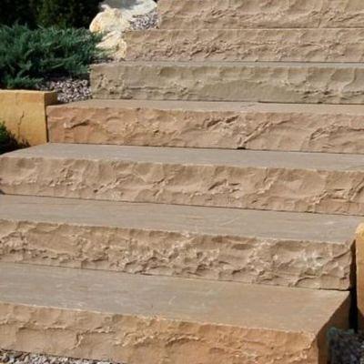 Natuursteen traptrede massief Kandla multicolor gekloofd 100x35x15cm MAANDPRIJS